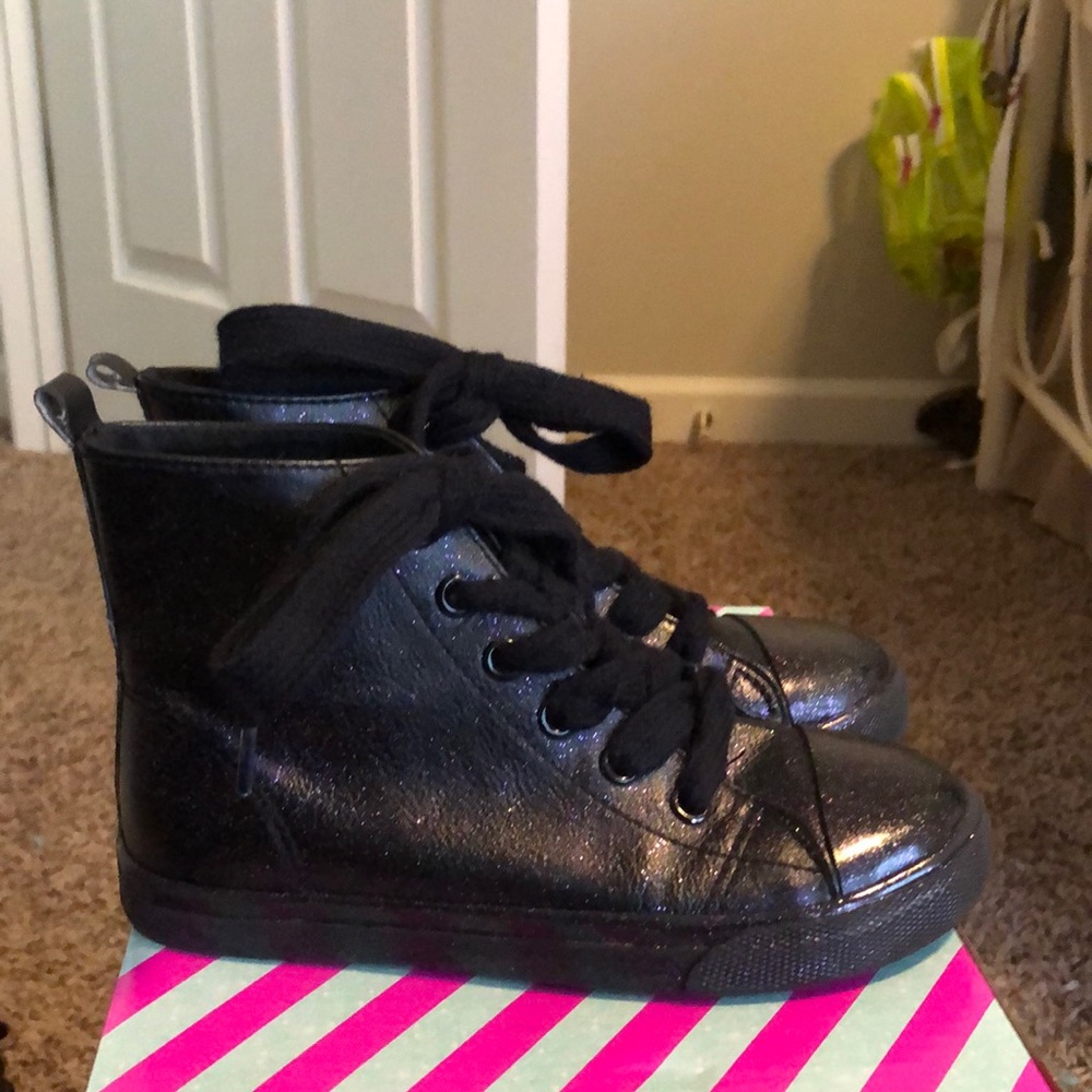 Girls Cat & Jack Black with Purple Sparkle Size 13